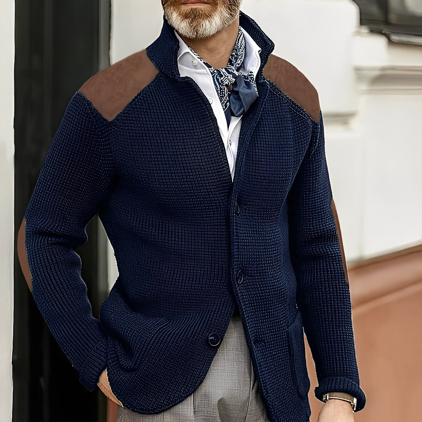 Caleb - Leichter, figurbetonter Herren-Strickpullover