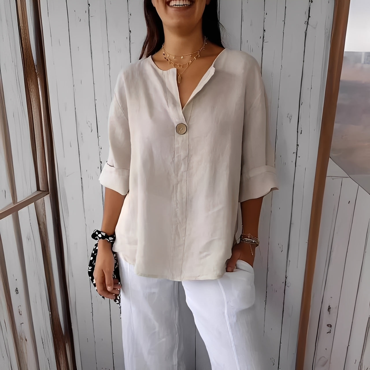 Noémie - Leichte Bluse mit V-Ausschnitt für Frauen