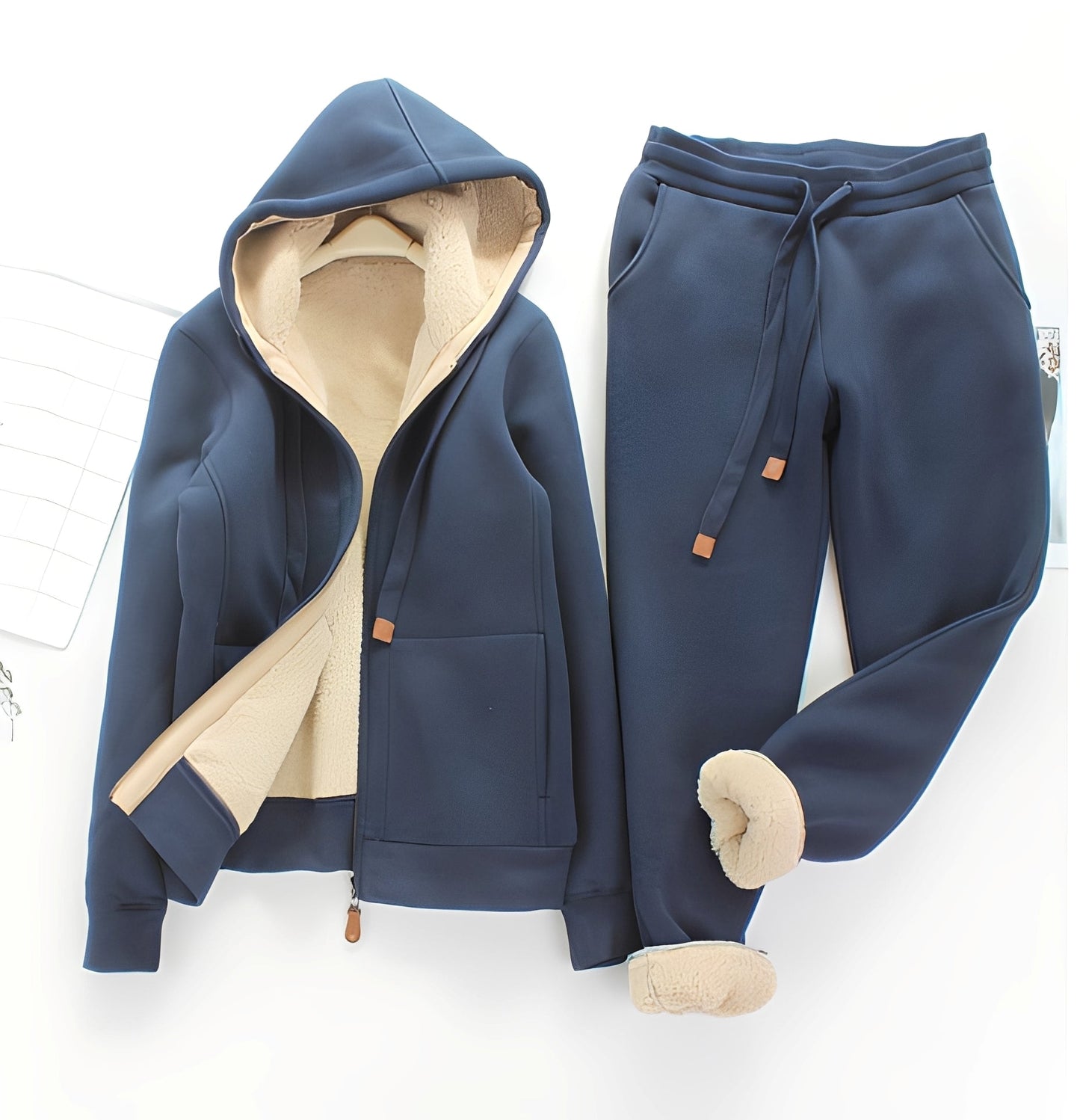 Nadine - Kapuzenpullover und Winterjogginghose Set