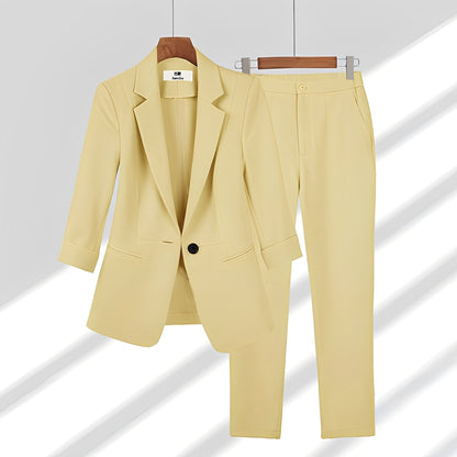 Andrea - Elegantes Damen-Outfit mit Blazer und Hose