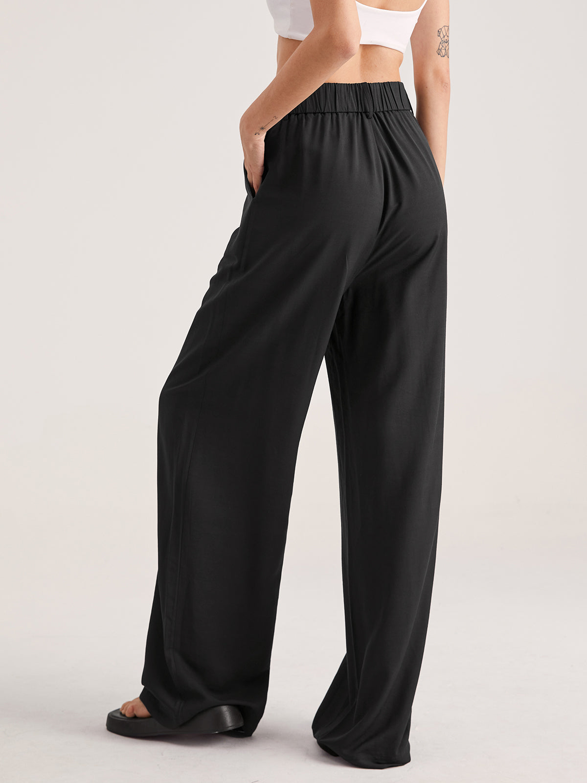 Nadia – Hochgeschnittene Faltenhose