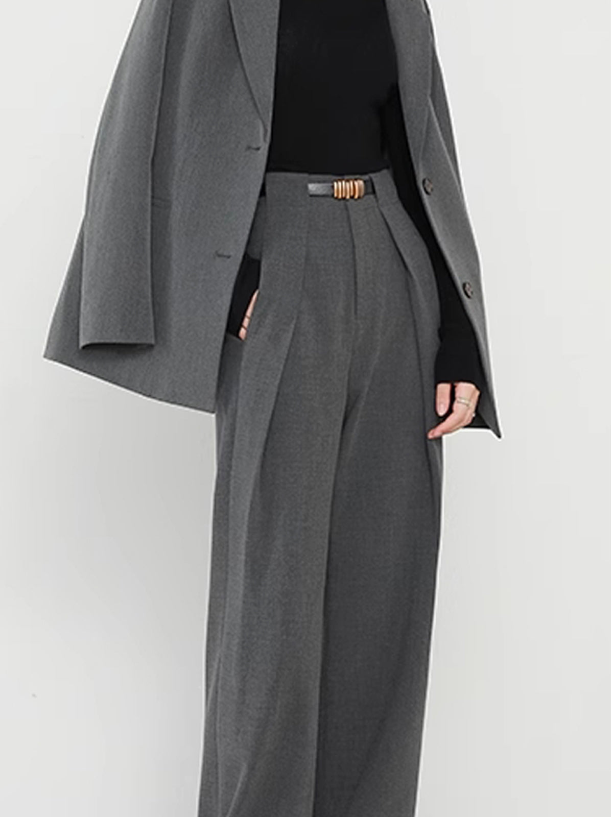 Lina – Hose mit geradem Schnitt und Taschen