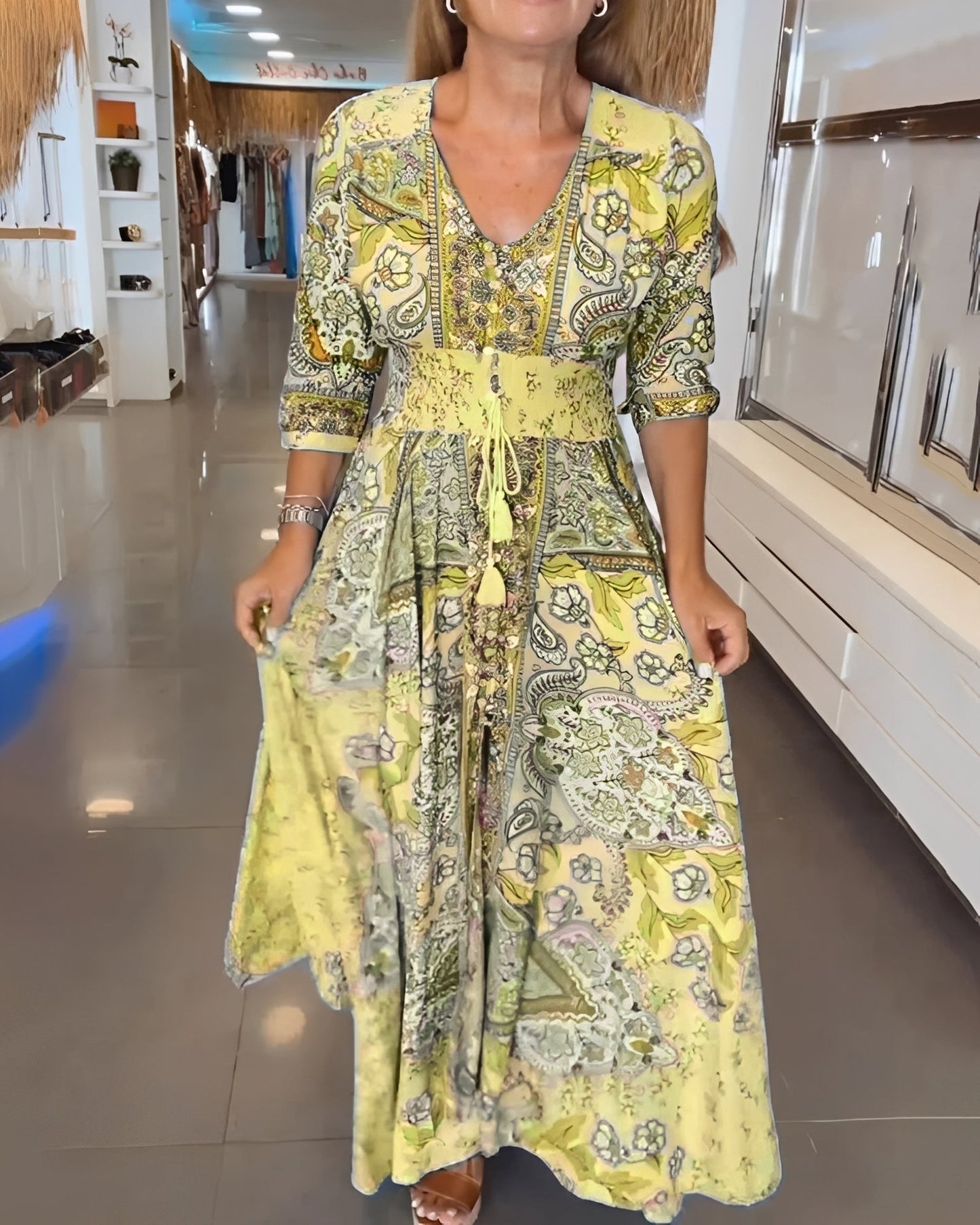 Jasmin - Elegantes V-Ausschnitt-Kleid mit Druck für Damen